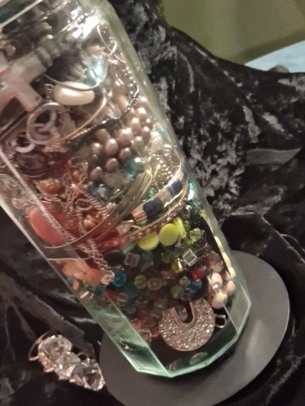 Jewelry Jar 2qt. Loaded Gold & Silver Necklaces, Earrings, Bracelets All Jewelry